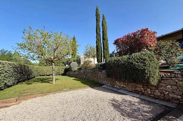 Vente Maison 4 pièces 129 m2 à Pourrières