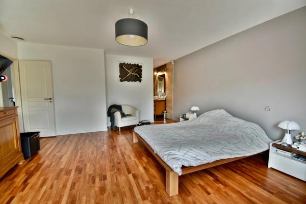 AUX PORTES DE BORDEAUX