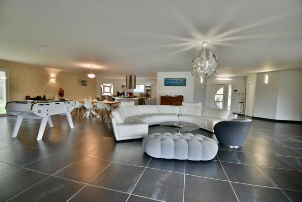 AUX PORTES DE BORDEAUX