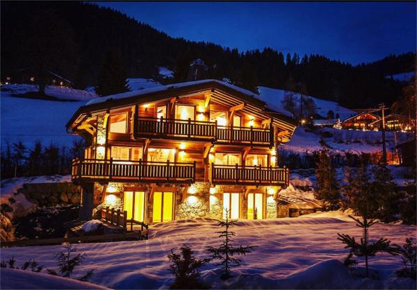 Megève (74120) Chalet de standing – Vue montagnes – Proche centre & ski