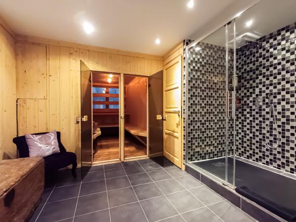 Megève (74120) Chalet de standing – Vue montagnes – Proche centre & ski
