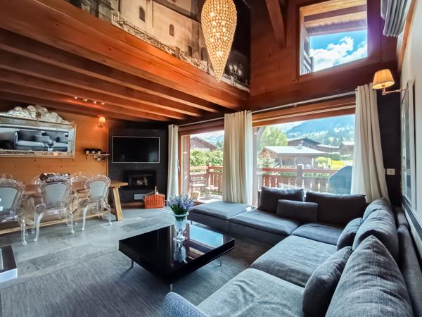 Megève (74120) Chalet de standing – Vue montagnes – Proche centre & ski