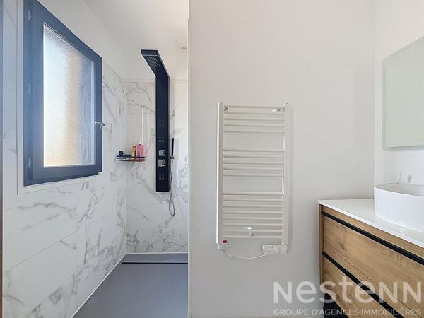 Maison moderne 4 pièces à vendre à Pourrières avec garage