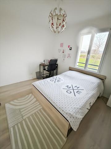 LUDON MEDOC - Maison récente 120 m2 sur 500m² de parcelle - 4 ch+bureau - garage, cellier