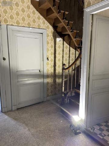 Local mixte (Professionnel/Habitation) à vendre à Javerlhac et la Chapelle Saint Robert en Dordogne (24300), ref : 077/1570