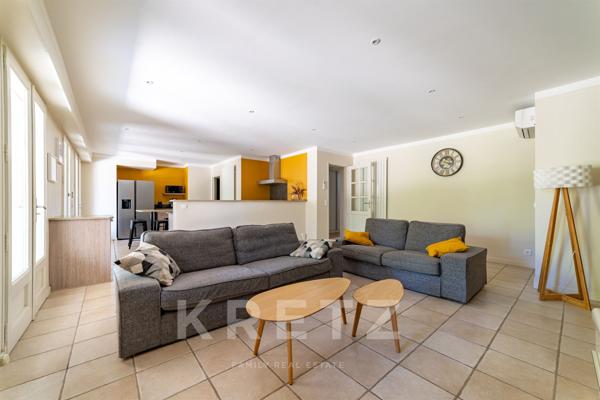 Propriété d'exception en cœur de village, à seulement 5 minutes de Saint-Rémy-de-Provence