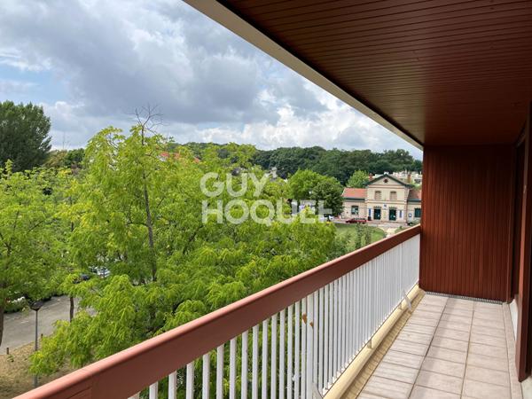Appartement La Celle Saint Cloud Gare 5 pièces 134.58 m2
