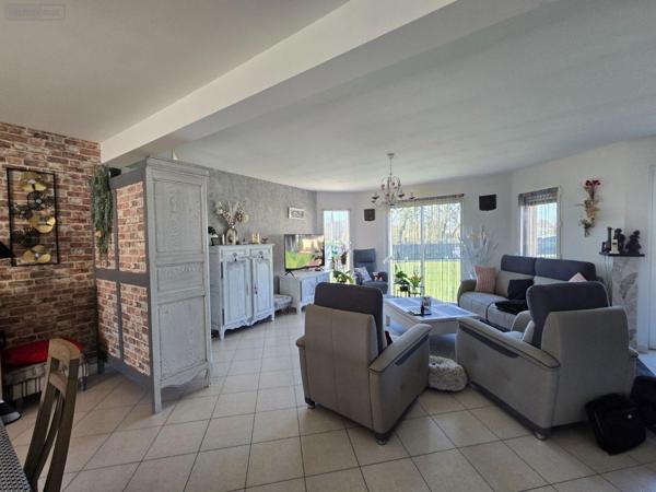 Pavillon à vendre à Allaire dans le Morbihan (56350), ref : 143/256M