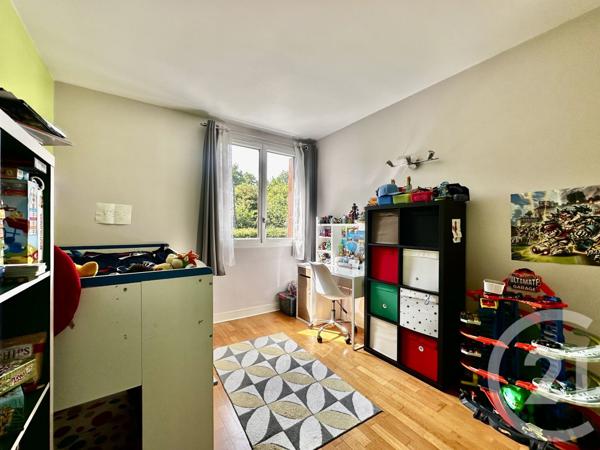 Appartement F5 à vendre  5 pièces - 95,27 m2 MAREIL MARLY - 78