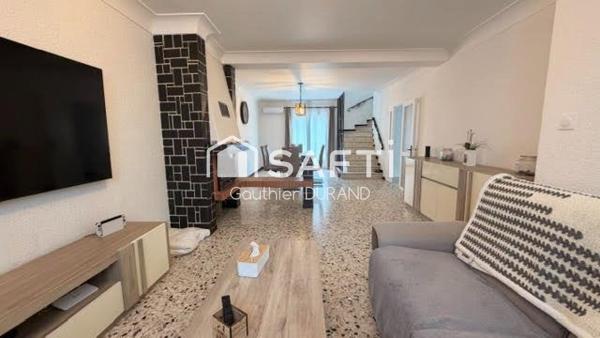 BAHO – Maison familiale 5 pièces de 133 m² avec garage, panneaux solaires et cheminée