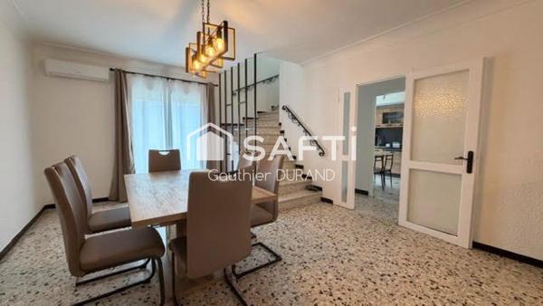 BAHO – Maison familiale 5 pièces de 133 m² avec garage, panneaux solaires et cheminée