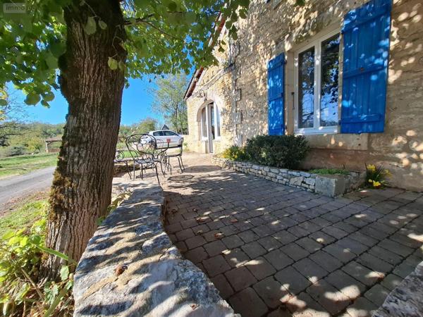 Maison de maître à vendre à Salignac-Eyvigues en Dordogne (24590), ref : 18113/139