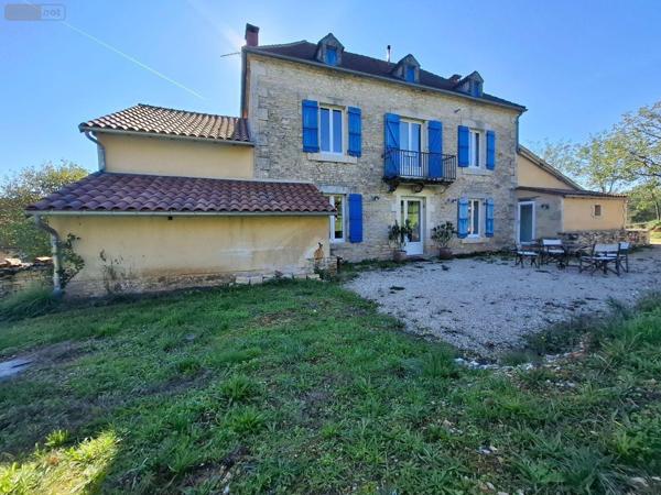 Maison de maître à vendre à Salignac-Eyvigues en Dordogne (24590), ref : 18113/139