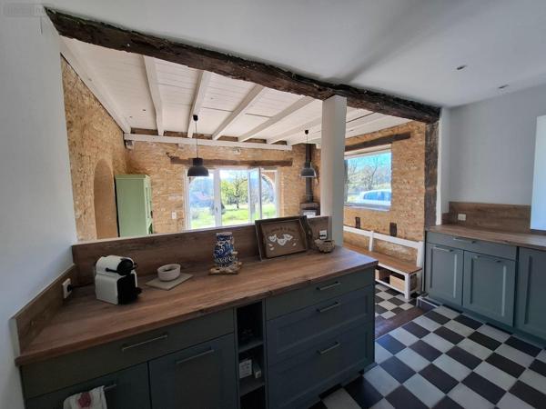 Maison de maître à vendre à Salignac-Eyvigues en Dordogne (24590), ref : 18113/139