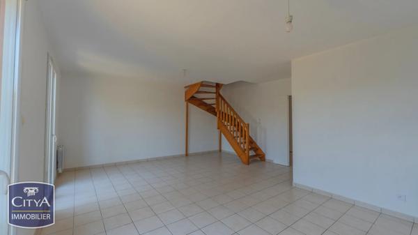 Maison à vendre 4 pièces 82.19m² Mas-Grenier (82600)