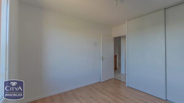 Maison à vendre 4 pièces 82.19m² Mas-Grenier (82600)