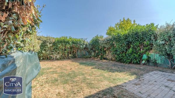 Maison à vendre 4 pièces 82.19m² Mas-Grenier (82600)