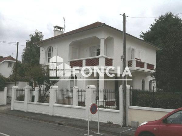 Location Maison 4 pièces 139.47 m² - 4 AV DE LA MALSENCE Pau 64000