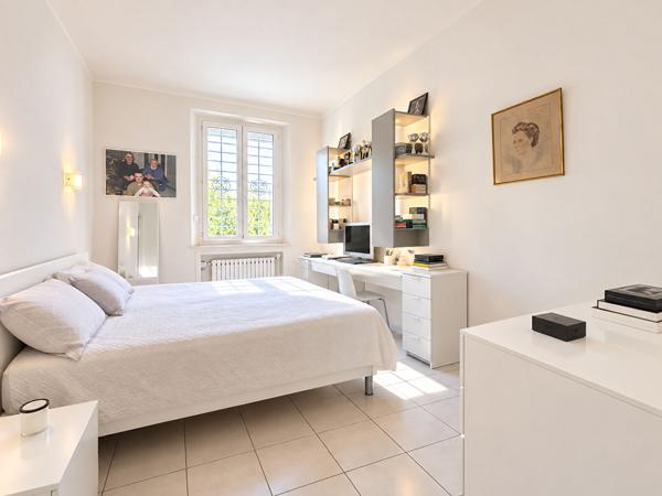 A vendre villa 6 pièces, 5 chambres à Boulouris avec piscine