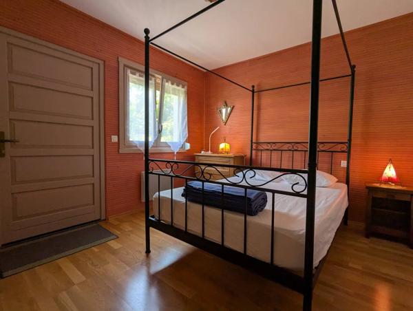 Havre de Paix comprenant 4 gîtes avec terrasses privatives au sein d'une villa en ossature en bois à Lamalou les Bains