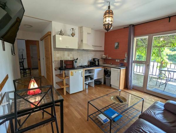 Havre de Paix comprenant 4 gîtes avec terrasses privatives au sein d'une villa en ossature en bois à Lamalou les Bains