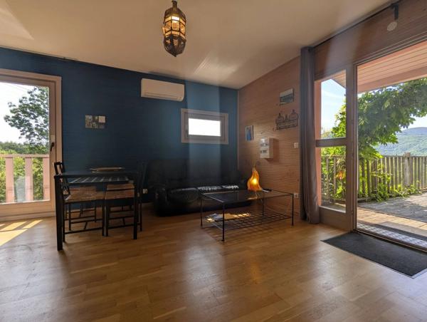 Havre de Paix comprenant 4 gîtes avec terrasses privatives au sein d'une villa en ossature en bois à Lamalou les Bains