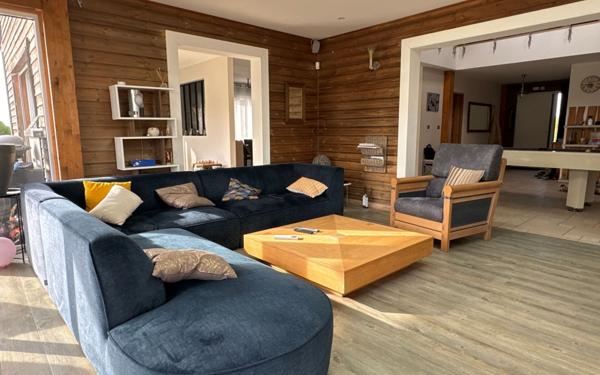 Maison à vendre    6 pièces •  Doingt