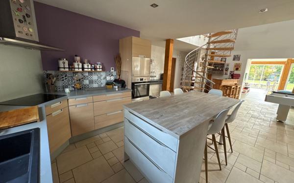 Maison à vendre    6 pièces •  Doingt