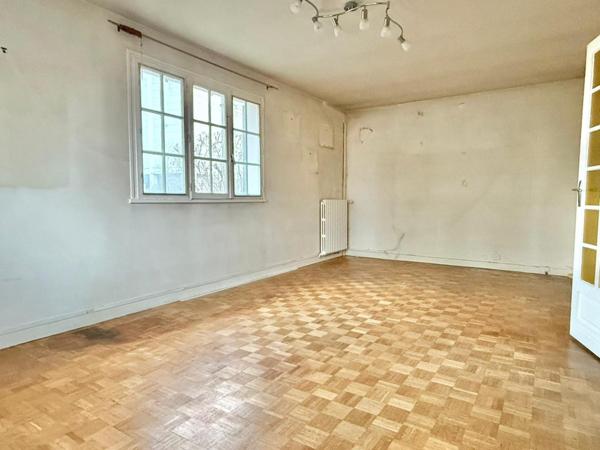 maison bien située avec dépence de 40 m² (agrandissement possible)