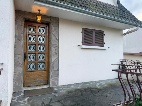 maison bien située avec dépence de 40 m² (agrandissement possible)