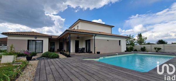 Maison d’architecte 7 pièces de 167 m² à Blanquefort (33290)