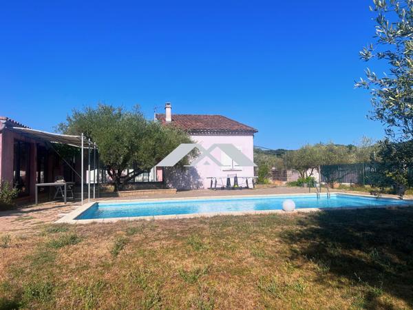 Maison 177 m² Piscine Terrain 2 800 m² constructible Grand garage