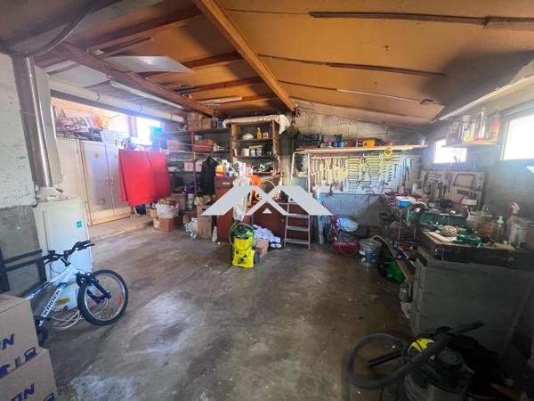 Maison 177 m² Piscine Terrain 2 800 m² constructible Grand garage