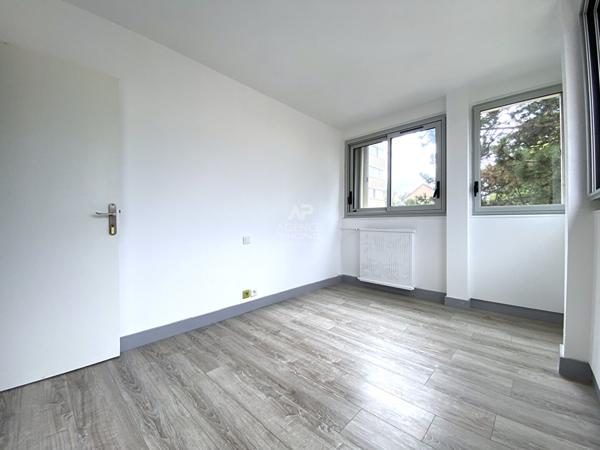 Appartement Nanterre 3 pièce(s) 61 m2 €275 000 ** - Référence 15055