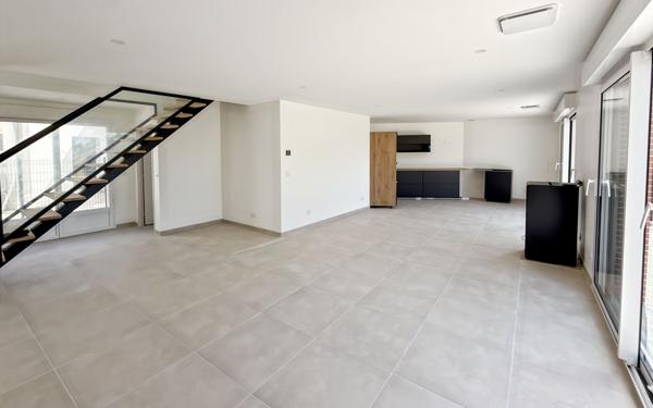 Maison à vendre    5 pièces • 164 m2 Saint-Cyr-en-Val
