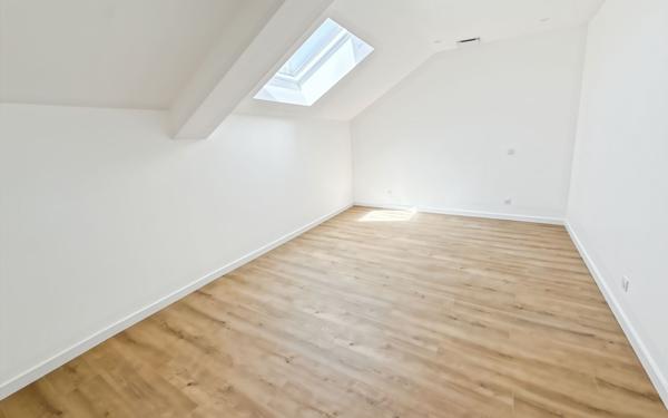 Maison à vendre    5 pièces • 164 m2 Saint-Cyr-en-Val