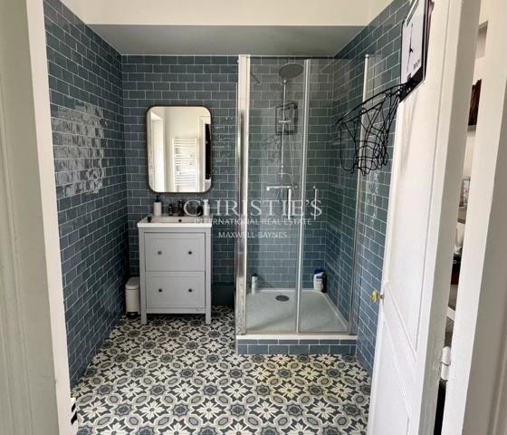 Château historique de la vallée de la Loire, superbement rénové, dans son parc de 5 hectares.