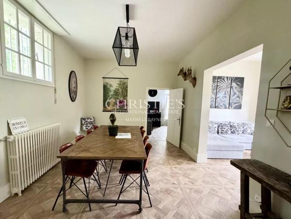 Château historique de la vallée de la Loire, superbement rénové, dans son parc de 5 hectares.