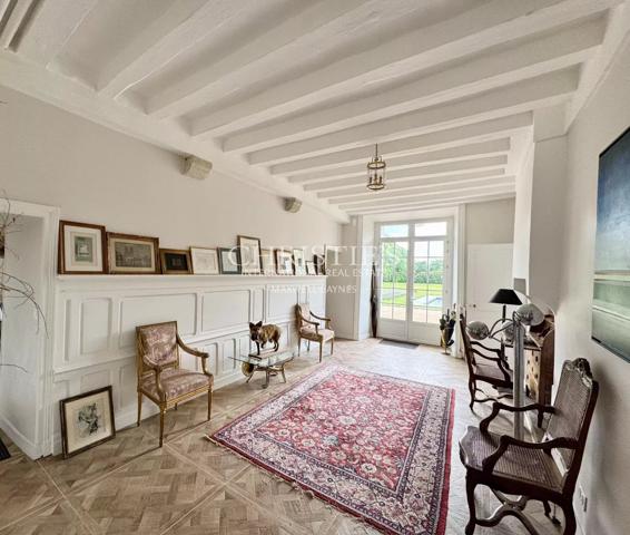 Château historique de la vallée de la Loire, superbement rénové, dans son parc de 5 hectares.