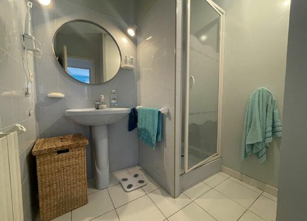 Maison à vendre    5 pièces •  Vauvert