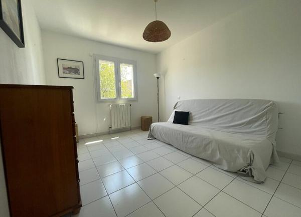 Maison à vendre    5 pièces •  Vauvert