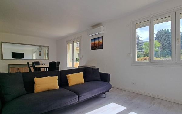 Appartement à louer    4 pièces •  Alès