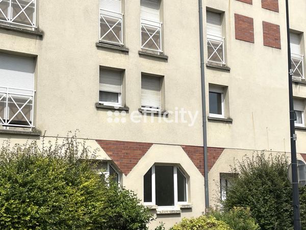 Appartement
         2 pièces
        - 52 m² 150 000 € *