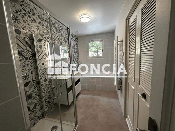 Location Maison 5 pièces 144 m² - 5 RUE FRANCOIS VILLON Puygouzon 81990