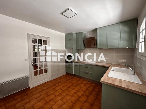 Location Maison 5 pièces 144 m² - 5 RUE FRANCOIS VILLON Puygouzon 81990