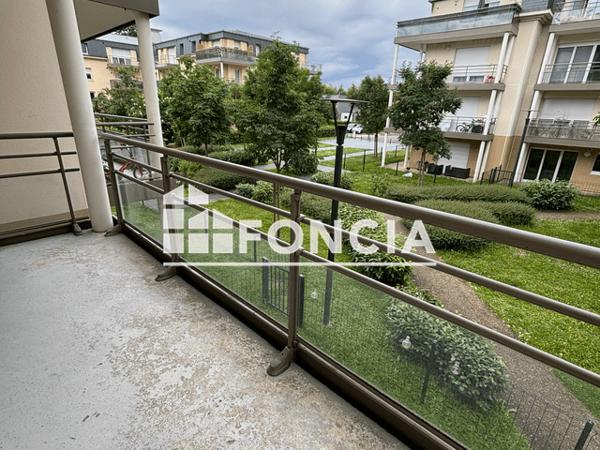 Location Appartement 3 pièces 64.55 m² - 3 PLACE KARINE RUBY Evreux 27000