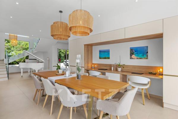 MAISON CONTEMPORAINE T6 300M2 PROCHE MER
