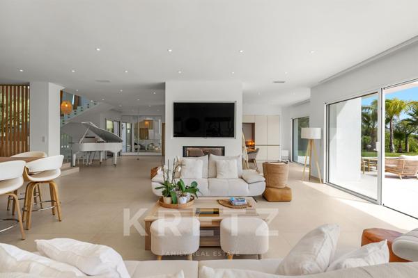 MAISON CONTEMPORAINE T6 300M2 PROCHE MER
