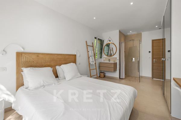 MAISON CONTEMPORAINE T6 300M2 PROCHE MER