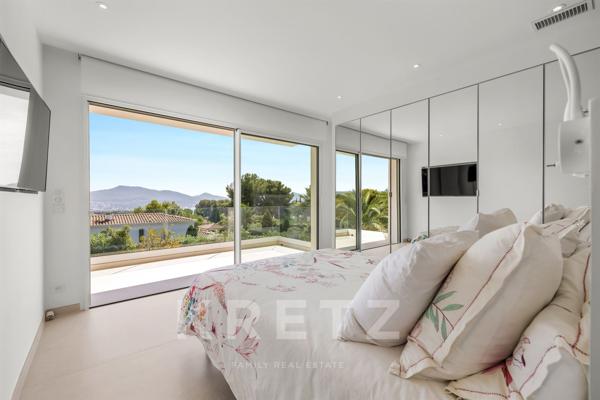 MAISON CONTEMPORAINE T6 300M2 PROCHE MER